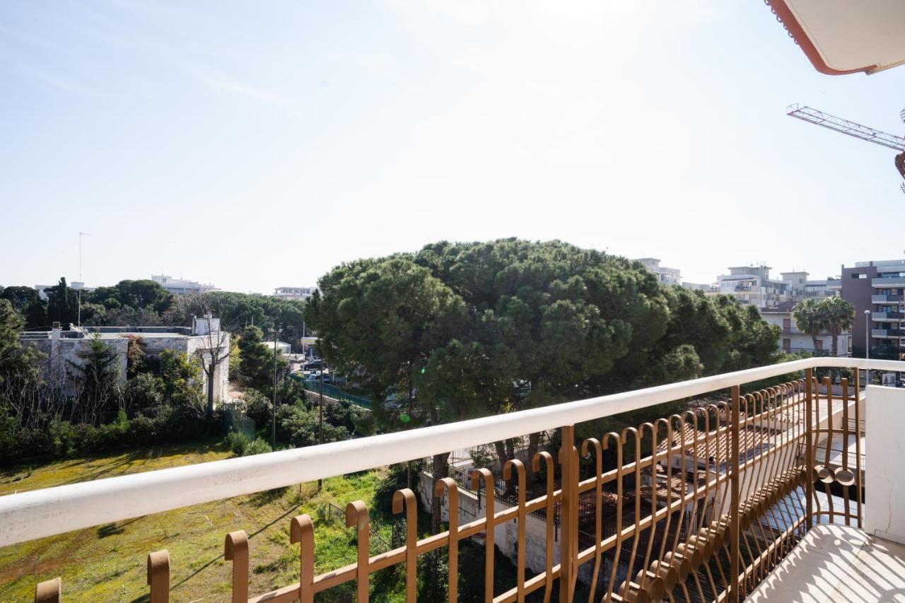 Dimora Montereale Near The Sea Apartment Trani Exterior foto
